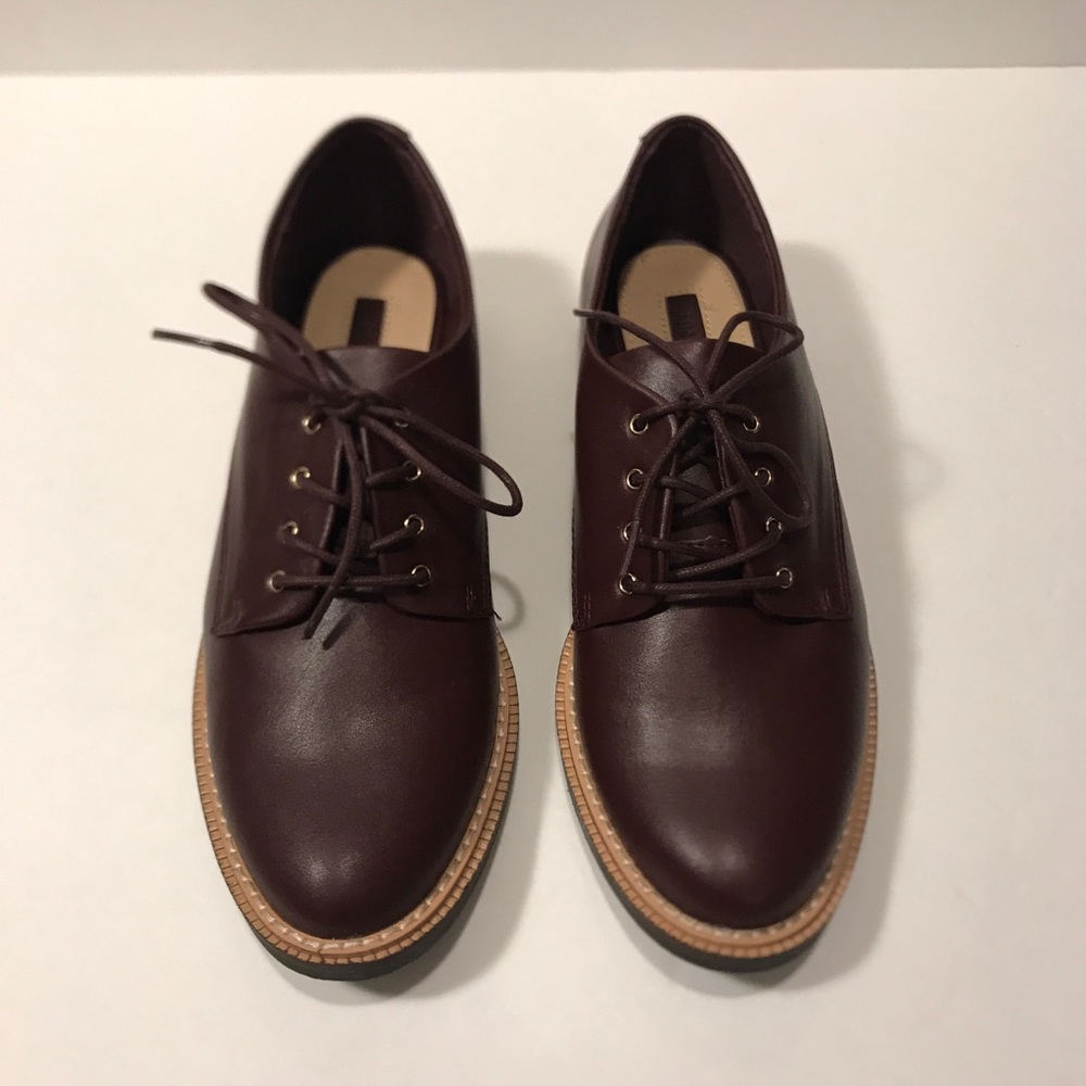 Forever 21 Burgandy Oxford Shoe